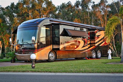 Luxury Motorhome, Camper & RV Rentals 